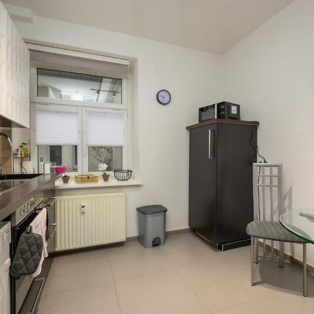 Апартаменты Zentral Fewo - Eg - Karli - 30Qm - Kueche - Disneyplus Лейпциг Экстерьер фото